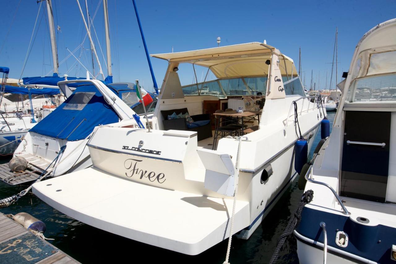 Piper's Boat Alghero